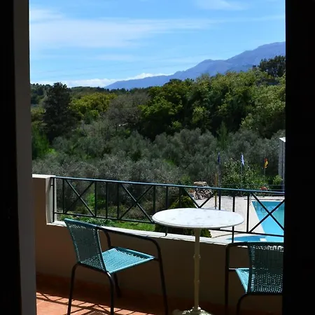 公寓式酒店 Elianthos 3*