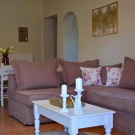 Elianthos Apartahotel 3*