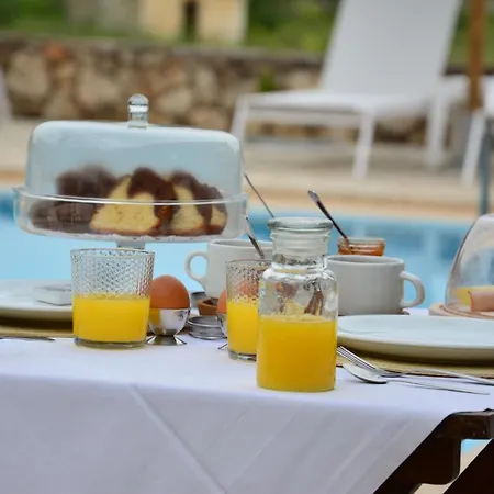 Elianthos Apartahotel Vamos