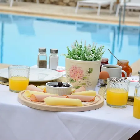 Elianthos Apartahotel