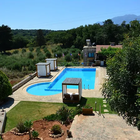 Elianthos Apartahotel Vamos